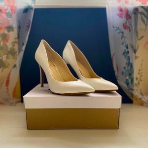 Jessica Simpson Haneh Pumps White Faux Snakeskin